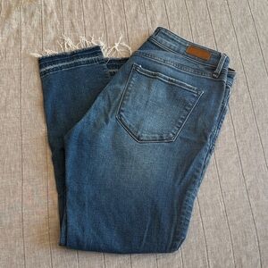 Abercrombie & Fitch Dark Blue Cropped Jeans